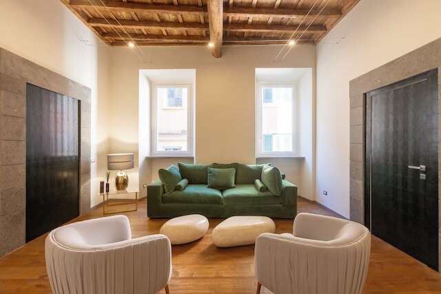 フォンターナ ディ トレヴィ ローマ ラグジュアリー スイート