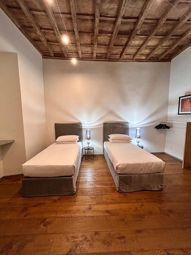 フォンターナ ディ トレヴィ ローマ ラグジュアリー スイート