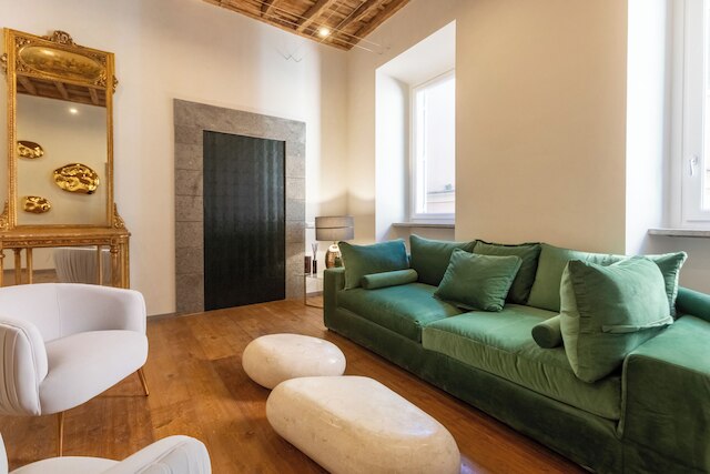 フォンターナ ディ トレヴィ ローマ ラグジュアリー スイート