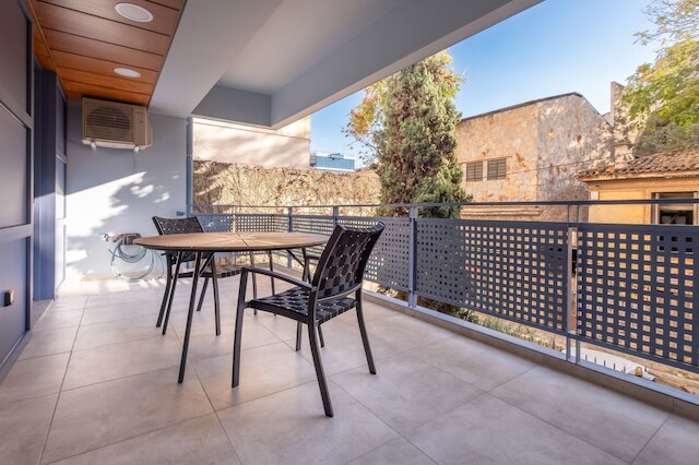 フェードラス リビング アテネ レジデンス ゴールデン