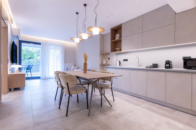 フェードラス リビング：アテネ ラグジュアリー レジデンス サンズ