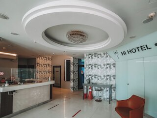 ハイ ホテル ドット 11アワーズ ステイ フロム 10PM トゥ 9AM