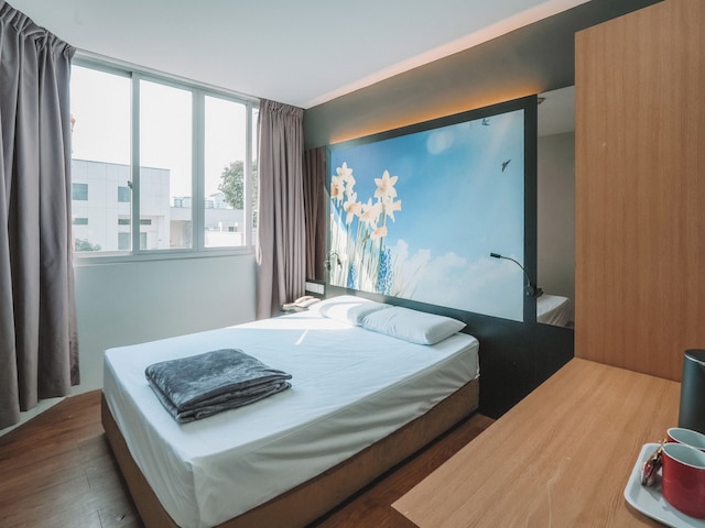 ハイ ホテル ドット 11アワーズ ステイ フロム 10PM トゥ 9AM