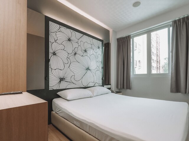 ハイ ホテル ドット 11アワーズ ステイ フロム 10PM トゥ 9AM