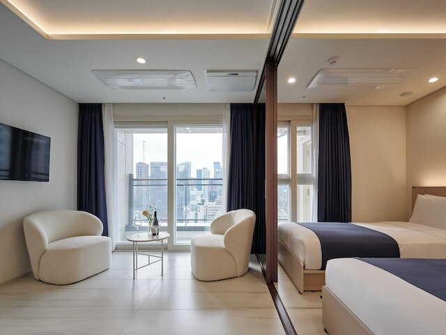 HOTEL THE BOTANIK SEWOON MYEONGDONG