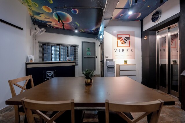 バイブス ホステル バンコク