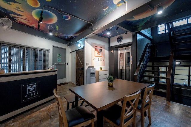 バイブス ホステル バンコク