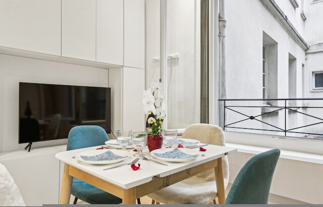 ラヴィ メゾン エアコン センター オブ パリ