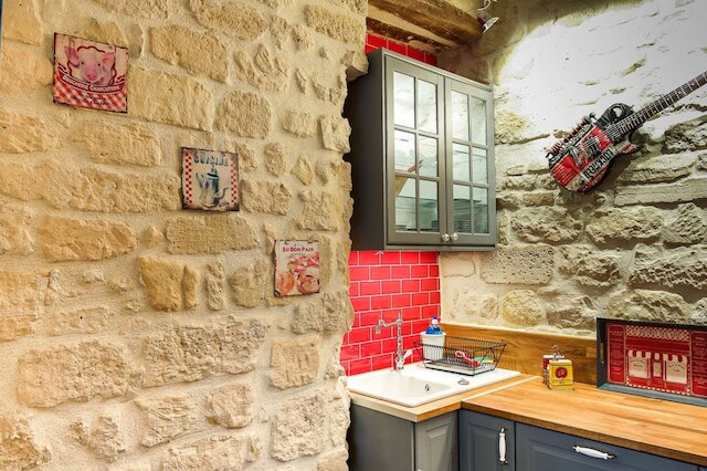 ラヴィ メゾン モンマルトル コージー スタジオ