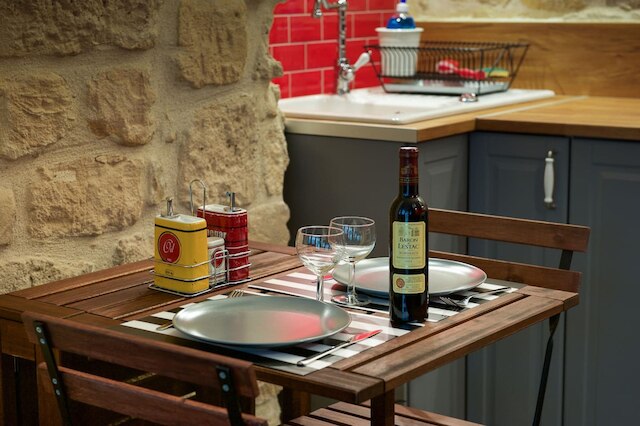 ラヴィ メゾン モンマルトル コージー スタジオ