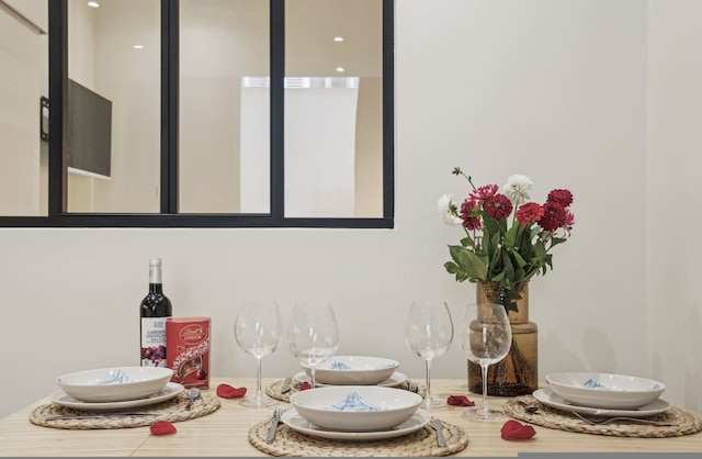 ガネロン イン パリ ウィズ 1 ベッドルームズ アンド 1 バスルームズ