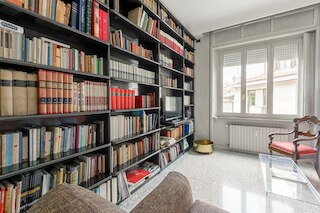 スタイリッシュ 1 ベッドルーム クローズ トゥ ドゥオーモ