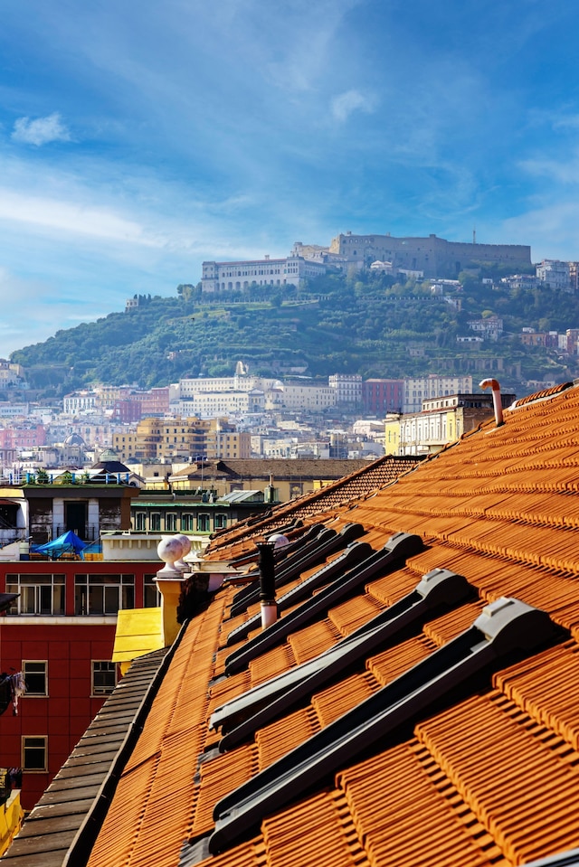 ウン テラッツォ パノラミコ ス ナポリ バイ ワンダフル イタリー