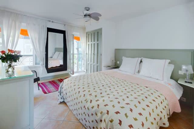 オールド タウン アパートメント ウィズ シー ビューズ エアコン