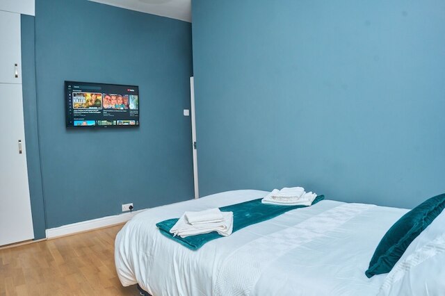 2ベッド クローズ トゥ エティハド、クープ ライブ、マンチェスター