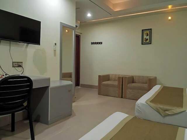 ウルミー ゲストハウス コックスバザール