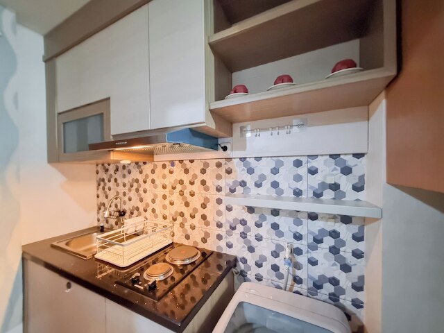 エレガント アンド スペーシャス 2BR ロフト グリーン パーク ジョグジャカルタ アパートメント