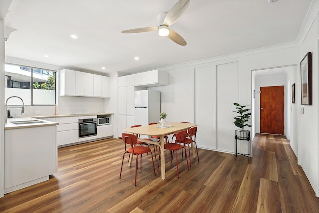 コースタル ハイダウェイ オン パームビーチ