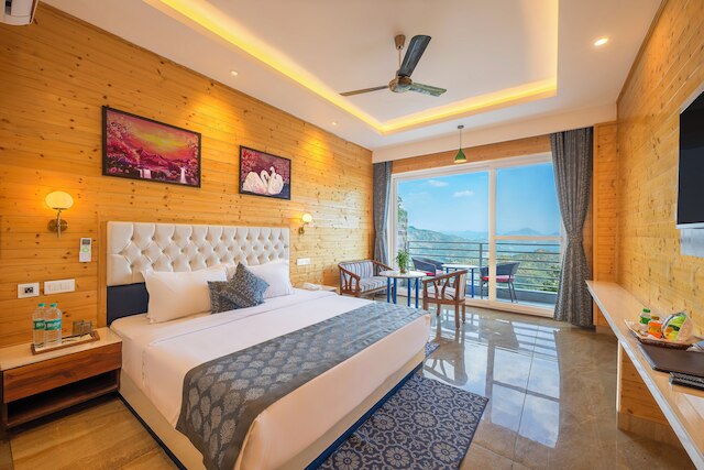 ホテル ウッド ストック ラグジュアリー