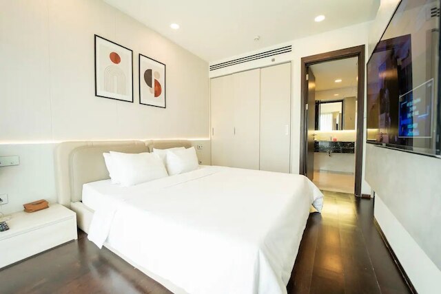 セレニティ スカイ ヴィラズ ラグジュアリー アパートメント