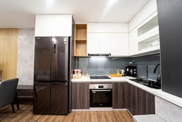 セレニティ スカイ ヴィラズ ラグジュアリー アパートメント