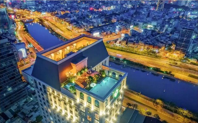 アイコン 56 ラグジュアリー アパートメント