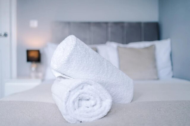 ハウス 3 ベッド スリープス 6 -ペッツ オーケー -パティオ -フリー パーキング