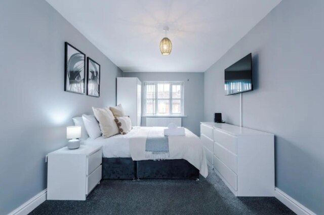 ハウス 3 ベッド スリープス 6 -ペッツ オーケー -パティオ -フリー パーキング