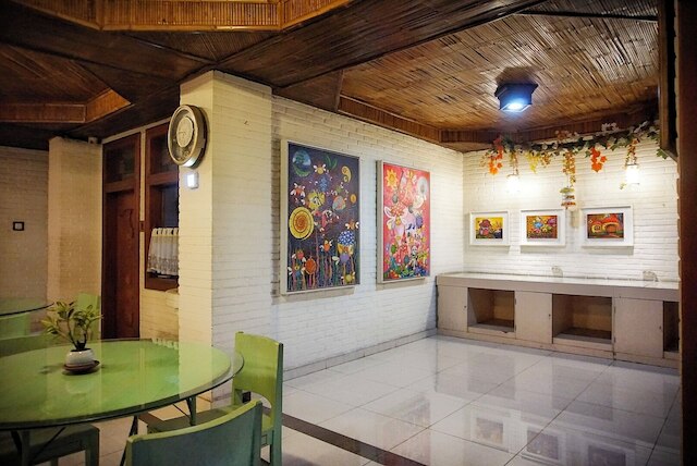 アリーズ オテル ジョグジャカルタ