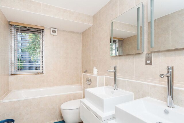 ラグジュアリー ヴィラ 6 ベッドルームズ ネクスト トゥ マーブル アーチ