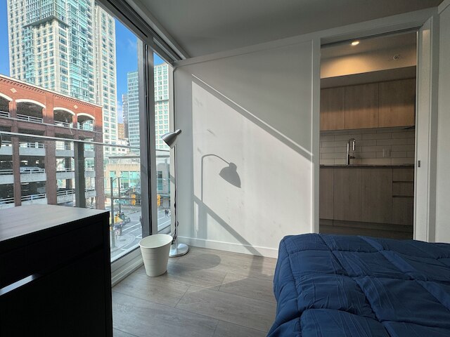 シルバーストーン ダウンタウン ロングターム ステイ