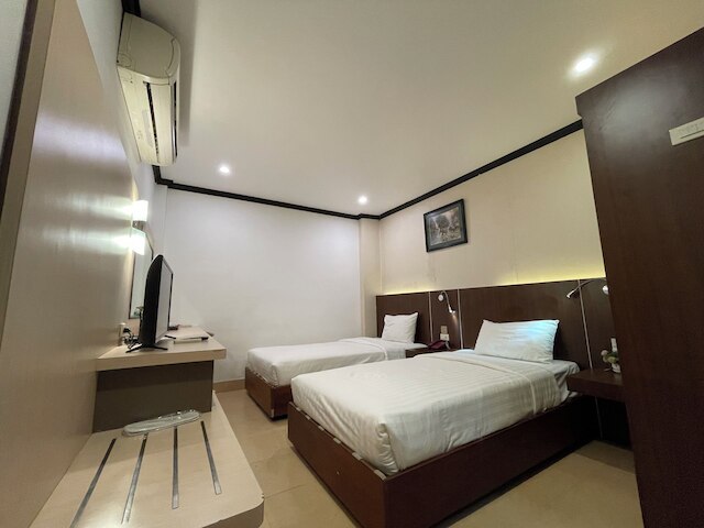 ラッキー シティ ホテル