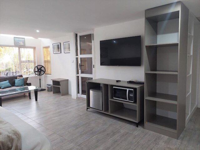 ルーム 1 オブ 8 コージー スイーツ ザ ヒルトップ ゲストハウス