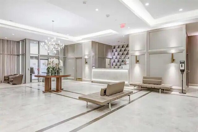 ヨークビル エクスプレス ステイズ