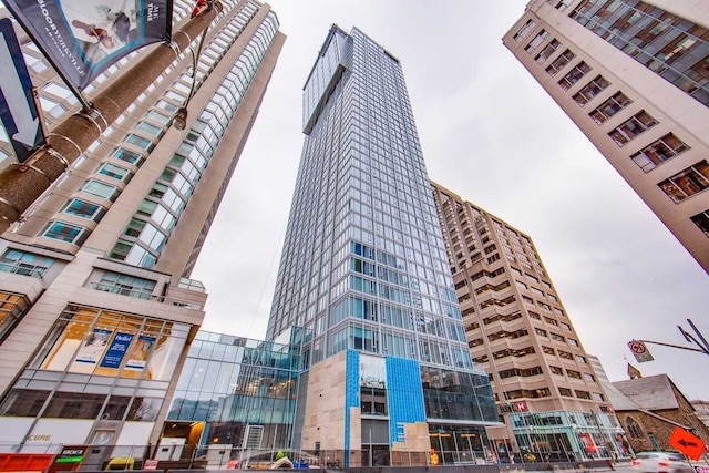 ヨークビル エクスプレス ステイズ