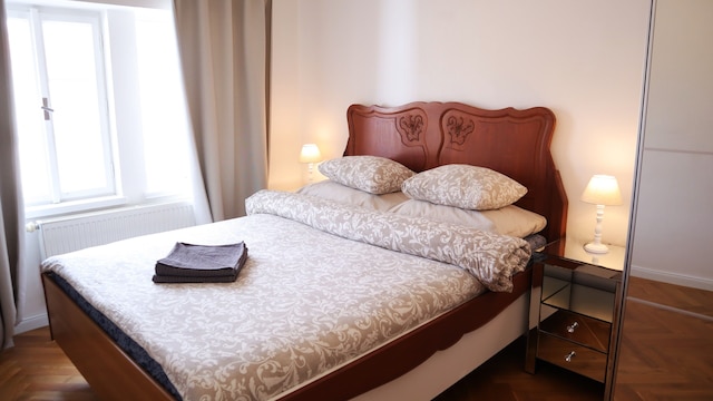 アット ザ ブルー ライオン & パーキング アシスタンス