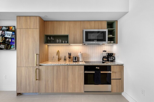 プライム シティ ロケーション ラグジュアリー コンド