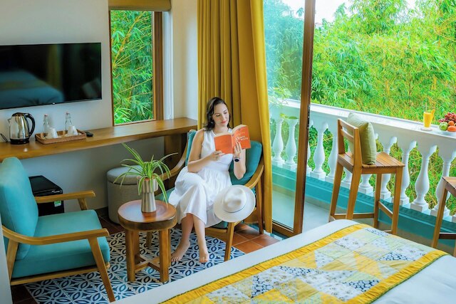 ブルー トロピカル ハウス ホイアン