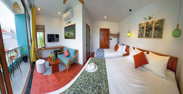 ブルー トロピカル ハウス ホイアン