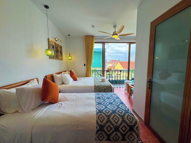 ブルー トロピカル ハウス ホイアン