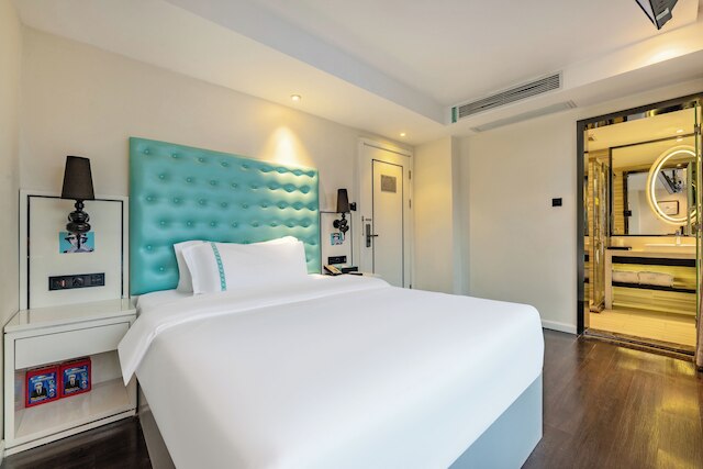 XANA LITE Hotel Shixi Metro Station