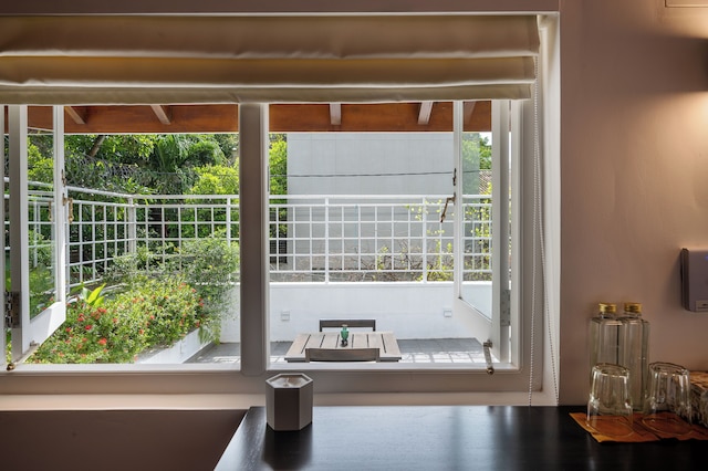 ジェットウィング ラトナム レジデンス