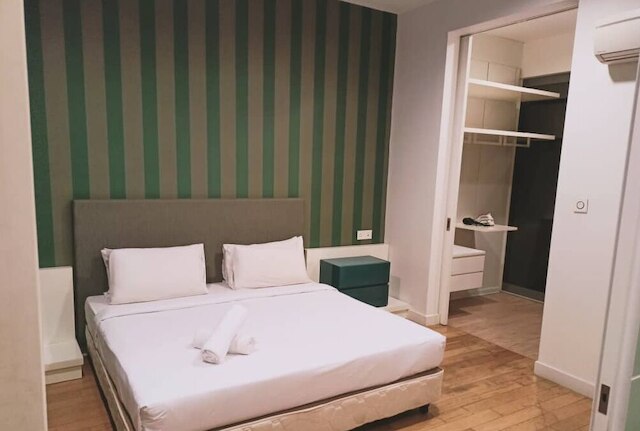 ザ プラチナム スイーツ KLCC バイ スカイ プール