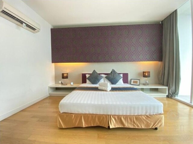 ザ プラチナム スイーツ KLCC バイ スカイ プール