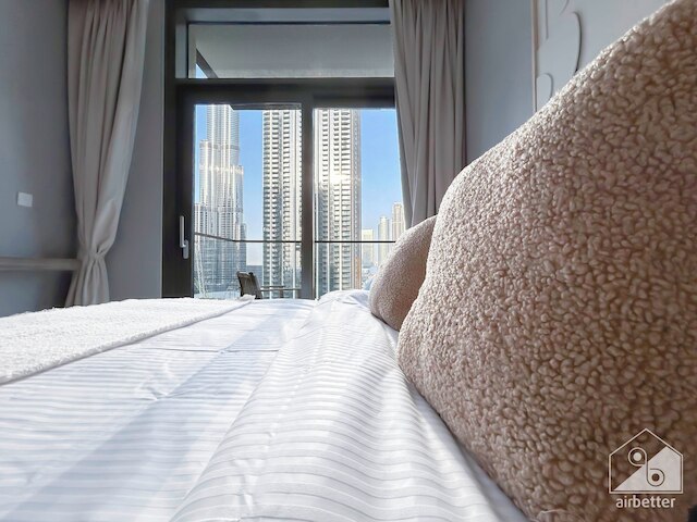 ラグジュアリー 4ベッドルーム バルコニー & ビューズ バージクラウン ダウンタウン