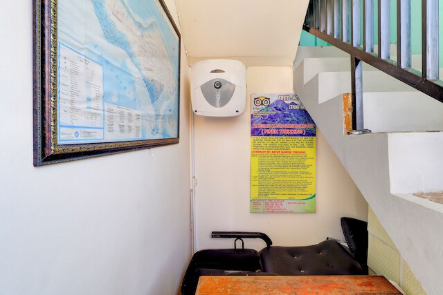 ホテル オ ポンドク トゥラシ ホステル ニア モンキー フォレスト