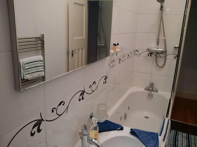 ビューティフル 1 ベッド アパートメント イン ケンジントン、ロンドン