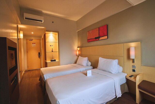 ホリソン アルカディア ワヒド ハシム