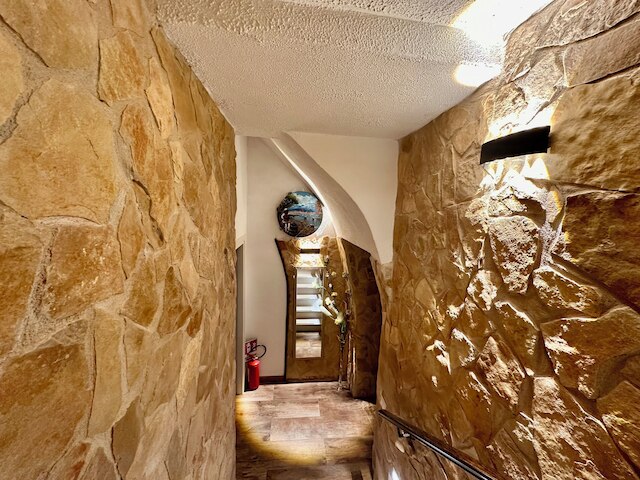 ウィンドウ イン ザ ストーン ナポリ