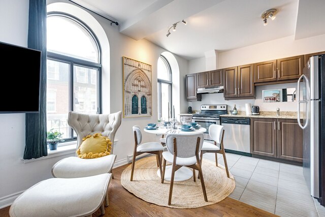 ブールバード スイーツ - M11